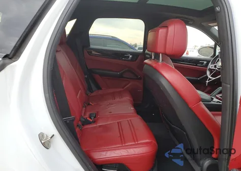 2021 Porsche Cayenne z USA, uszkodzony, nr VIN WP1AA2AY2MDA09569